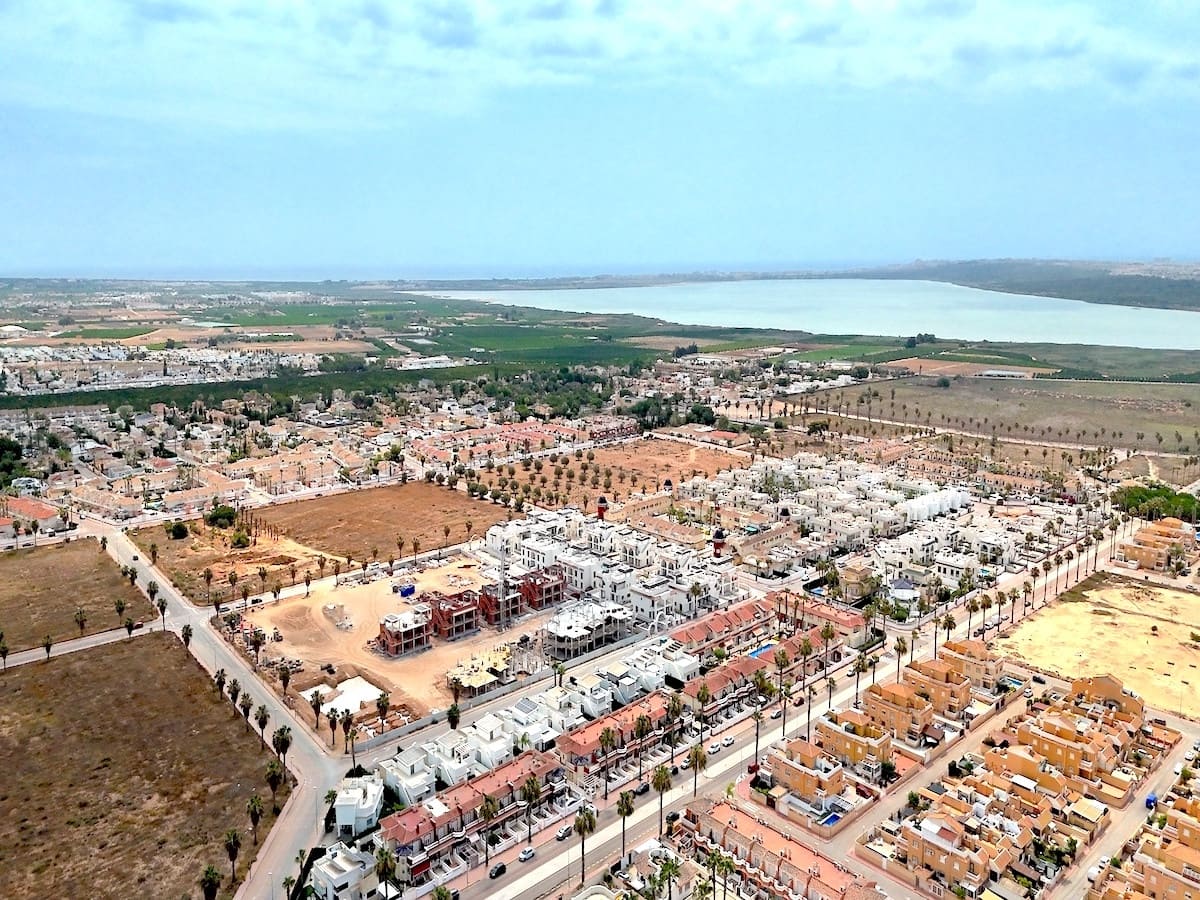 4 bedroom Villa for sale in Rojales - € 565,000 (Ref: 9486521)