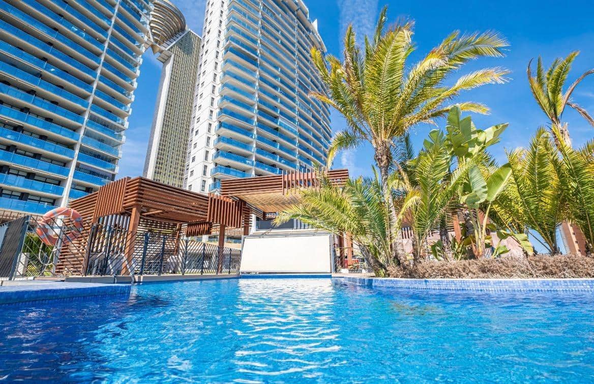2 bedroom Apartment for sale in Benidorm - € 580,000 (Ref: 9486540)