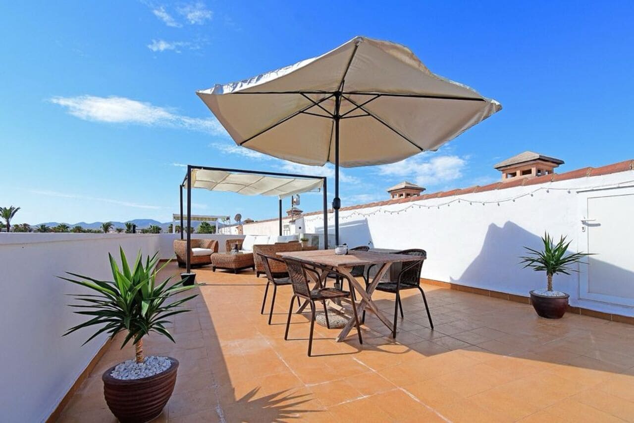 2 bedroom Apartment for sale in Los Urrutias with pool - € 159,900 (Ref: 9486541)