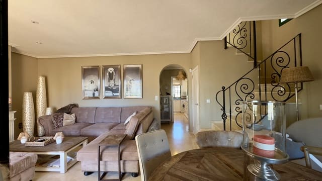 3 slaapkamer Villa te koop in Lomas de Cabo Roig - Los Dolses, Orihuela met zwembad - € 424.000 (Ref: 9486544)