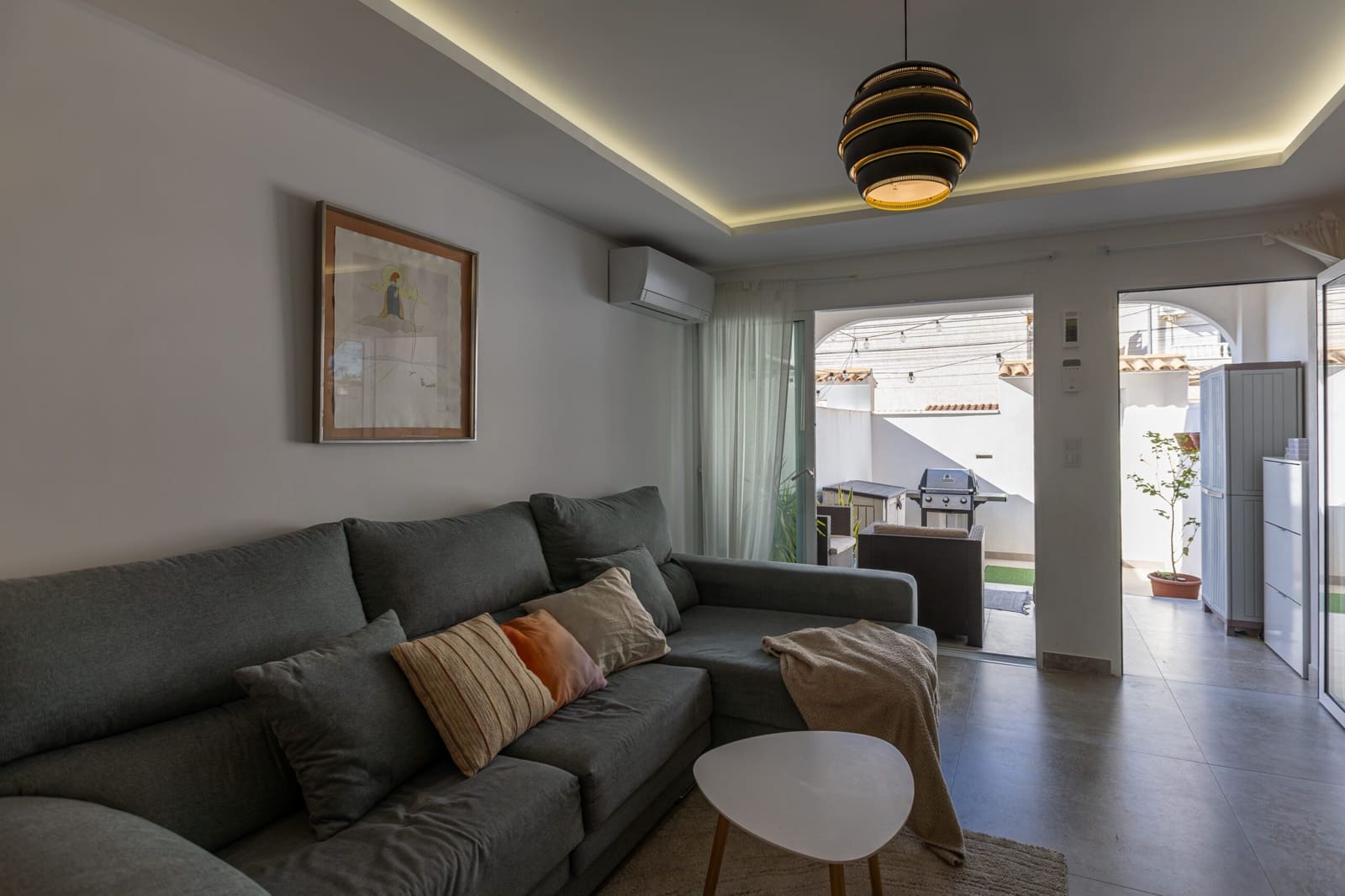 Casa de 3 habitaciones en Torrevieja en venta - 205.000 € (Ref: 9486545)