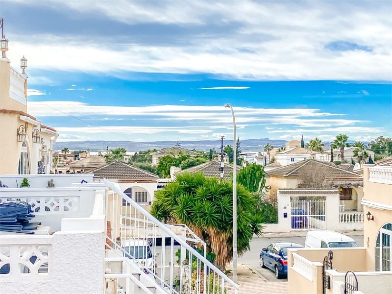 2 quarto Bungalow para venda em Torrevieja - 149 000 € (Ref: 9516154)