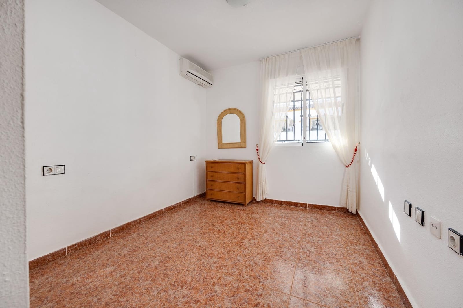 2 camera da letto Bungalow in vendita in Orihuela con piscina - 109.999 € (Rif: 9516163)