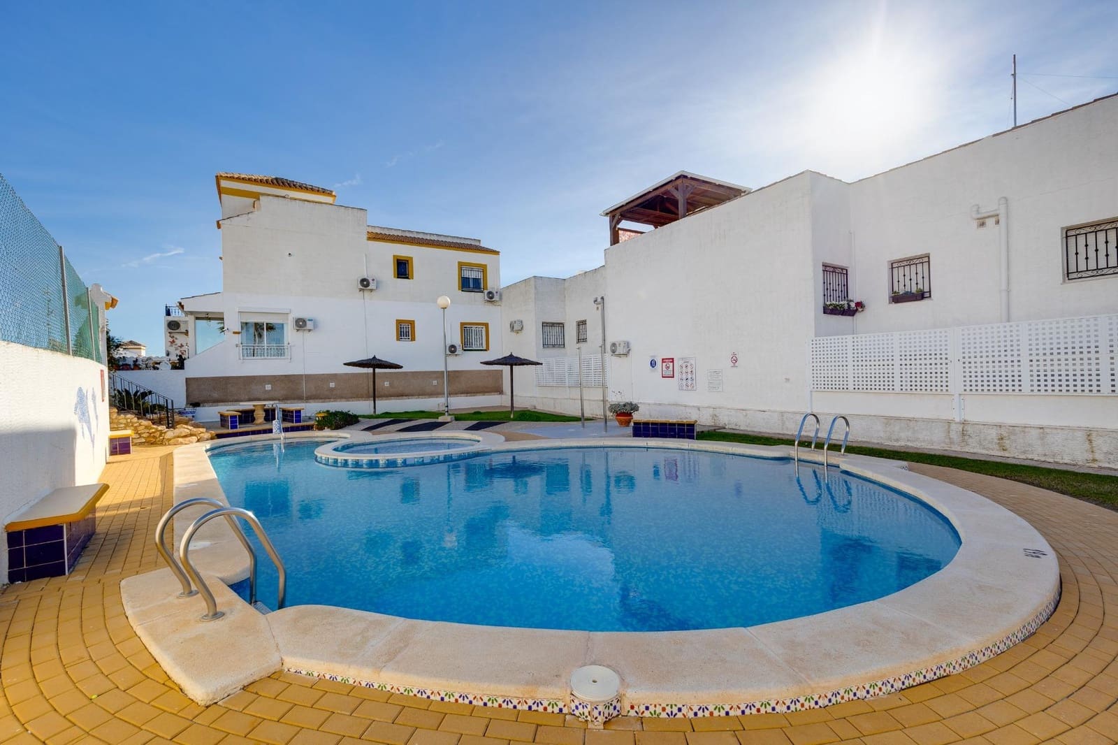 2 camera da letto Bungalow in vendita in Orihuela con piscina - 109.999 € (Rif: 9516163)