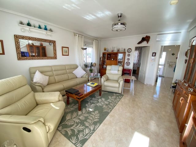 3 bedroom Semi-detached Villa for sale in Ciudad Quesada, Rojales with pool - € 240,000 (Ref: 9516173)