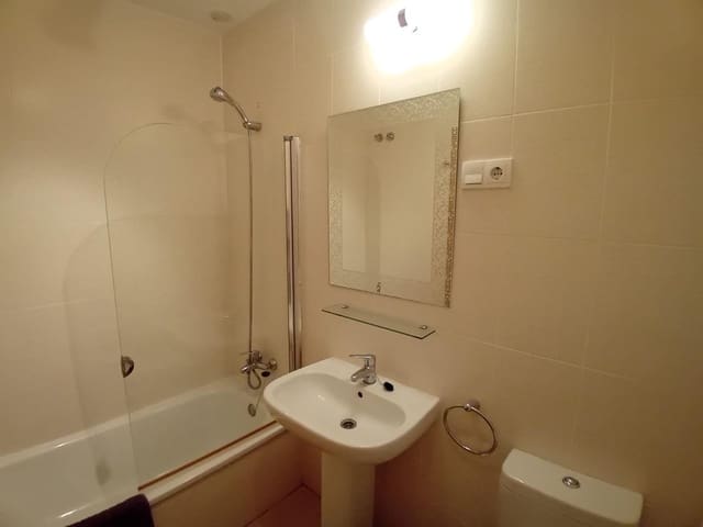 2 slaapkamer Appartement te koop in Condado de Alhama, Alhama de Murcia met zwembad - € 124.995 (Ref: 9516175)