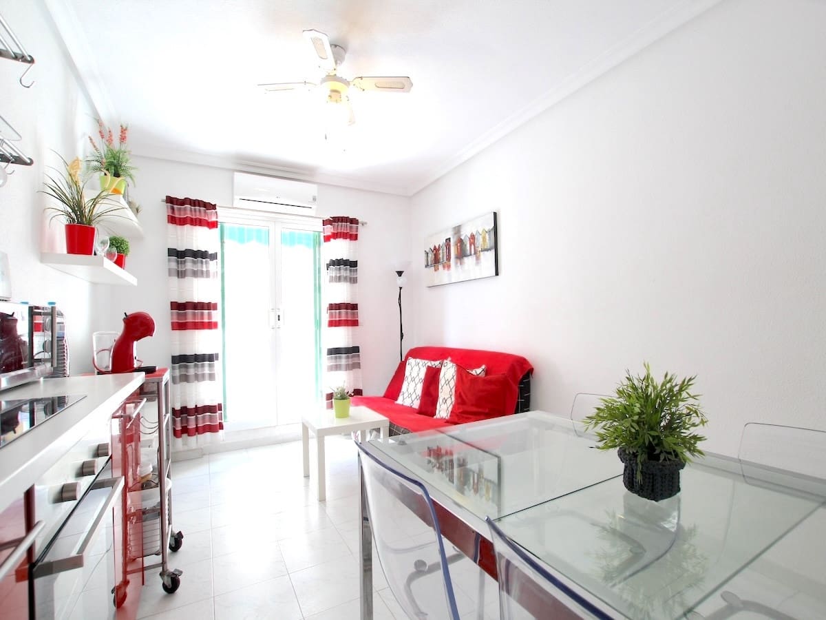 1 makuuhuone Huoneisto myytävänä paikassa Torrevieja - 139 000 € (Ref: 9516179)