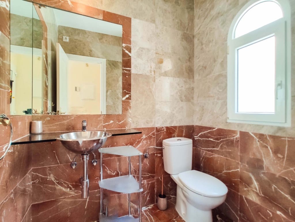 4 bedroom Villa for sale in Orihuela with garage - € 495,000 (Ref: 9516181)