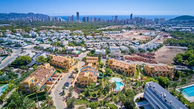 3 bedroom Townhouse for sale in Finestrat Pueblo, Finestrat - € 349,000 (Ref: 9516186)