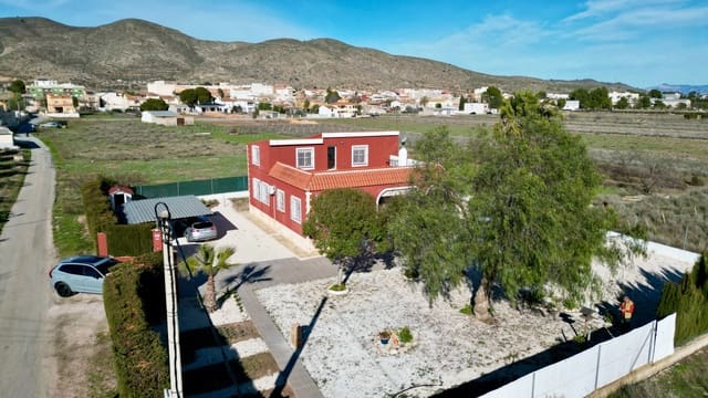 4 Zimmer Villa zu verkaufen in Hondón de los Frailes mit Pool Garage - 274.950 € (Ref: 9516193)
