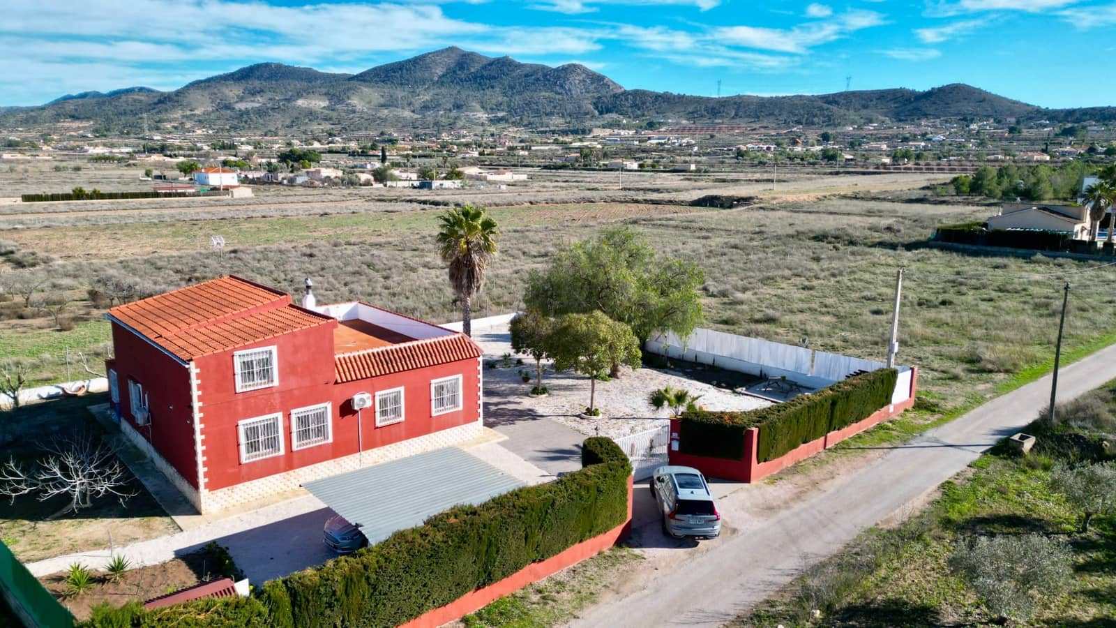 4 Zimmer Villa zu verkaufen in Hondon de los Frailes mit Pool Garage - 274.950 € (Ref: 9516193)