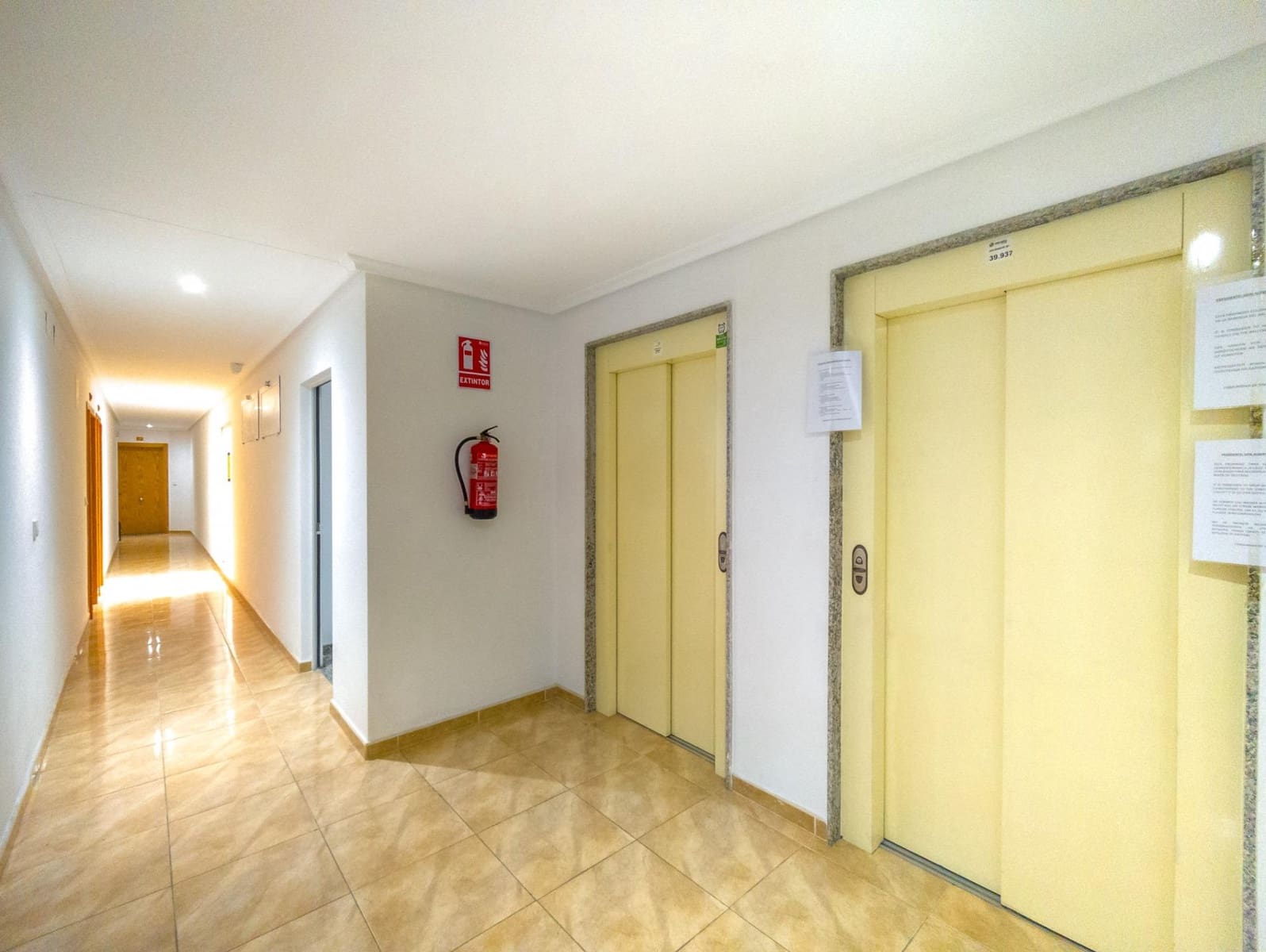 2 Zimmer Apartment zu verkaufen in Torrevieja - 140.000 € (Ref: 9534383)