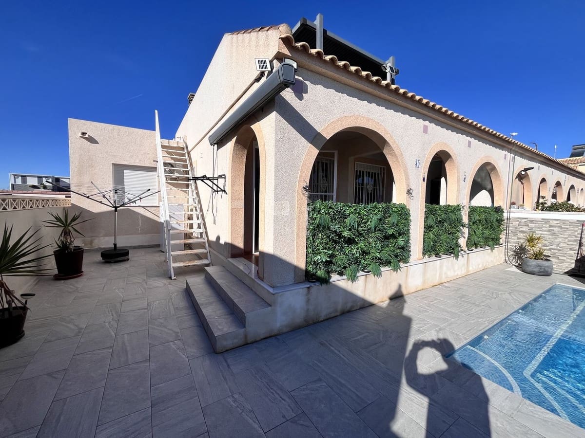 3 quarto Moradia para venda em Gea y Truyols com piscina - 214 900 € (Ref: 9534393)