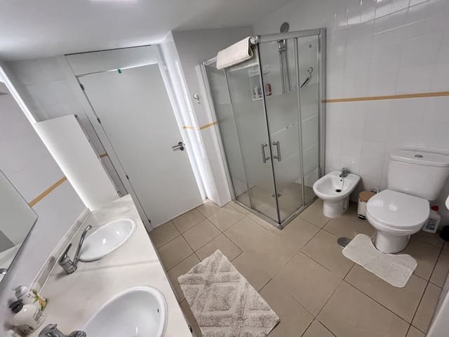 Apartamento de 2 habitaciones en Playa Flamenca, Orihuela en venta con piscina garaje - 244.900 € (Ref: 9534395)