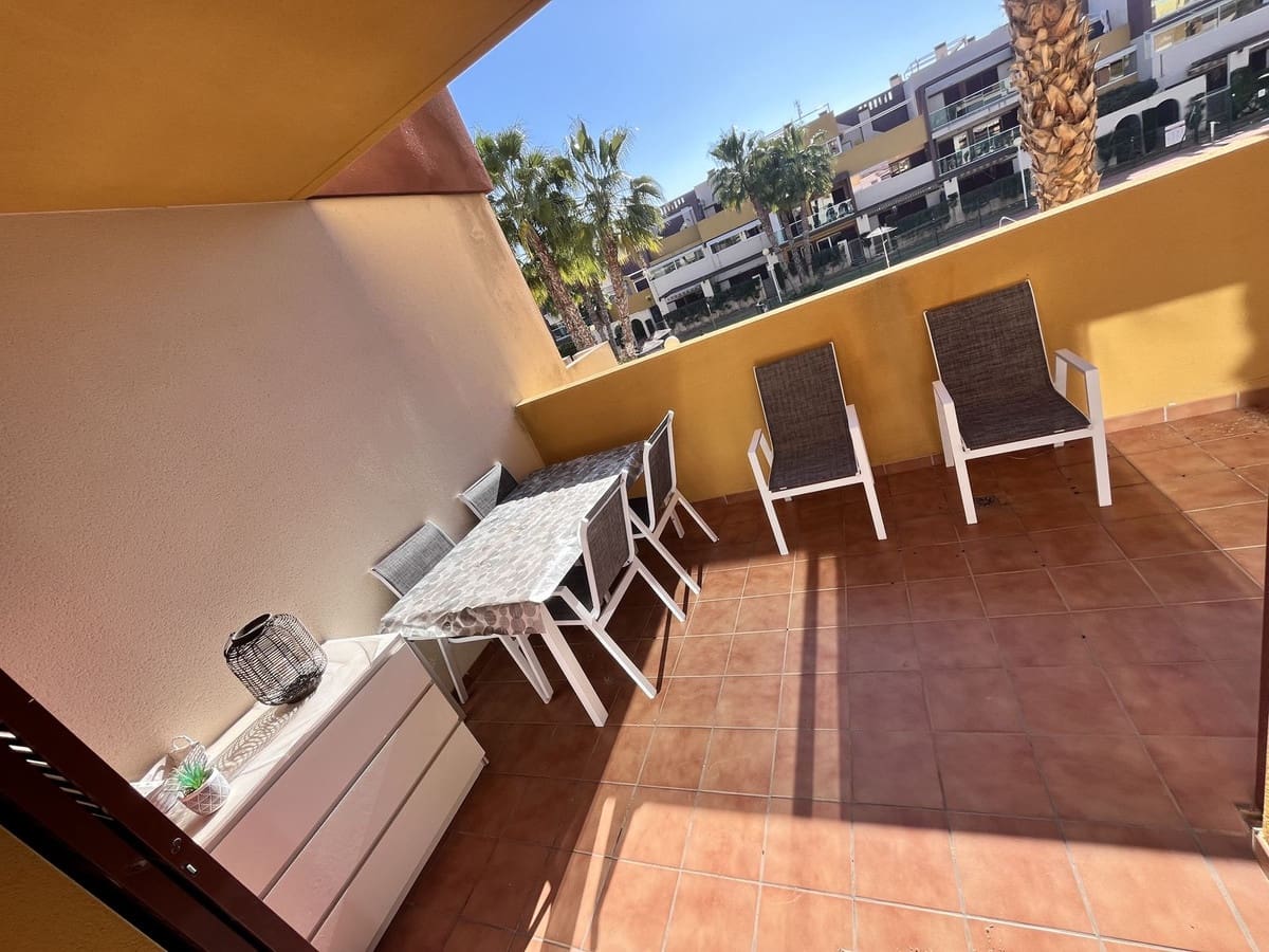 2 bedroom Apartment for sale in Orihuela with pool garage - € 239,000 (Ref: 9534395)