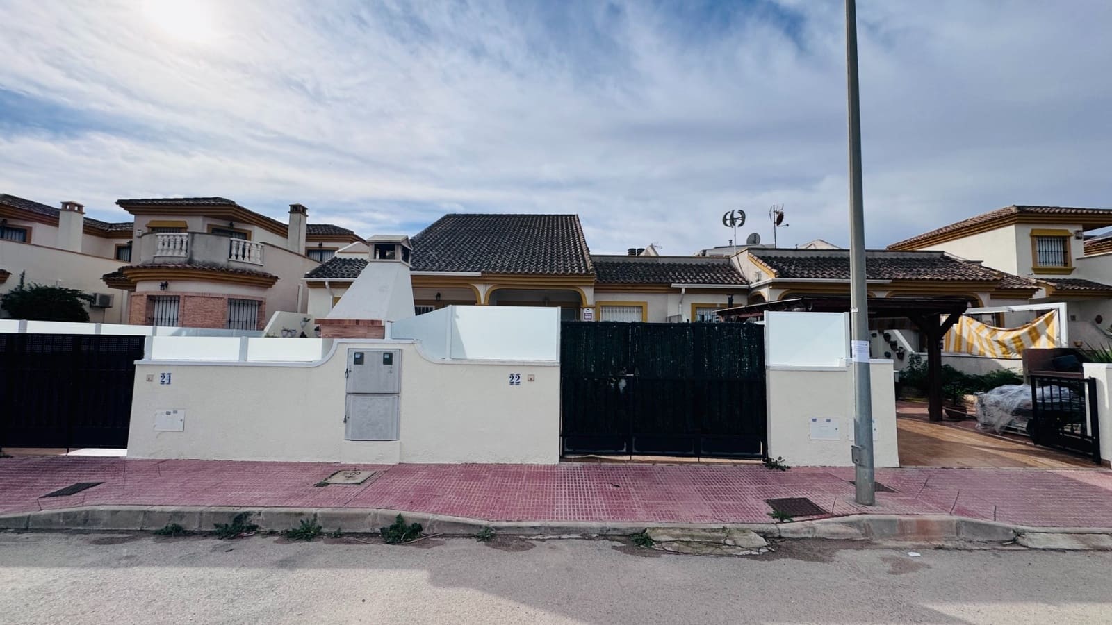 3 sovrum Hus till salu i Daya Nueva med pool - 159 950 € (Ref: 9559191)