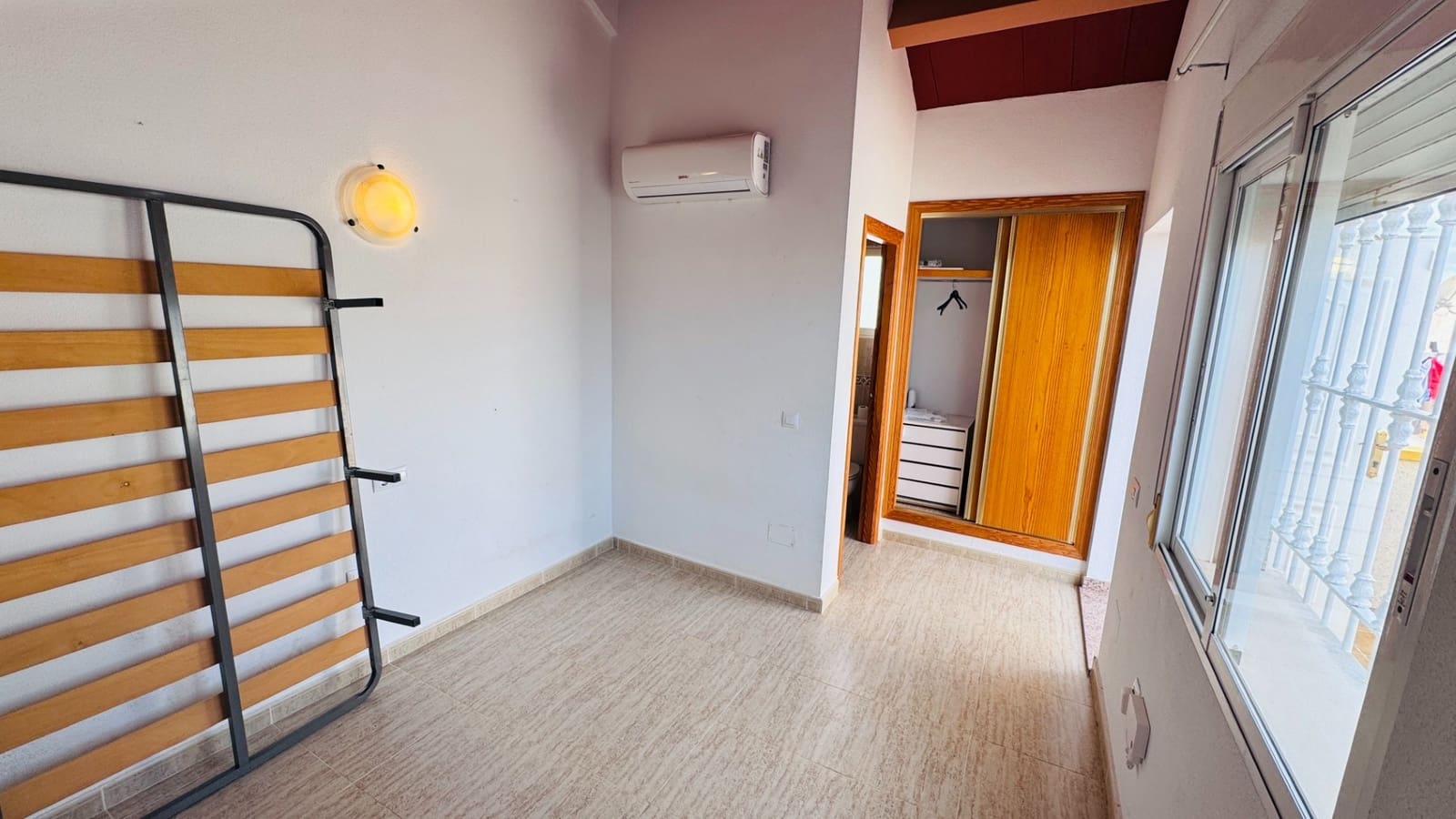 3 sovrum Hus till salu i Daya Nueva med pool - 159 950 € (Ref: 9559191)