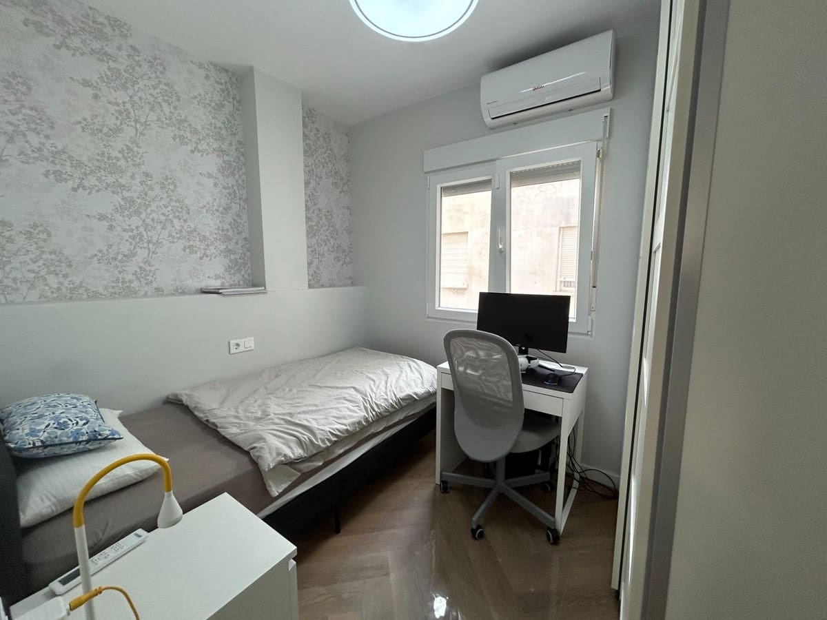 2 quarto Penthouse para venda em Torrevieja - 179 900 € (Ref: 9559194)