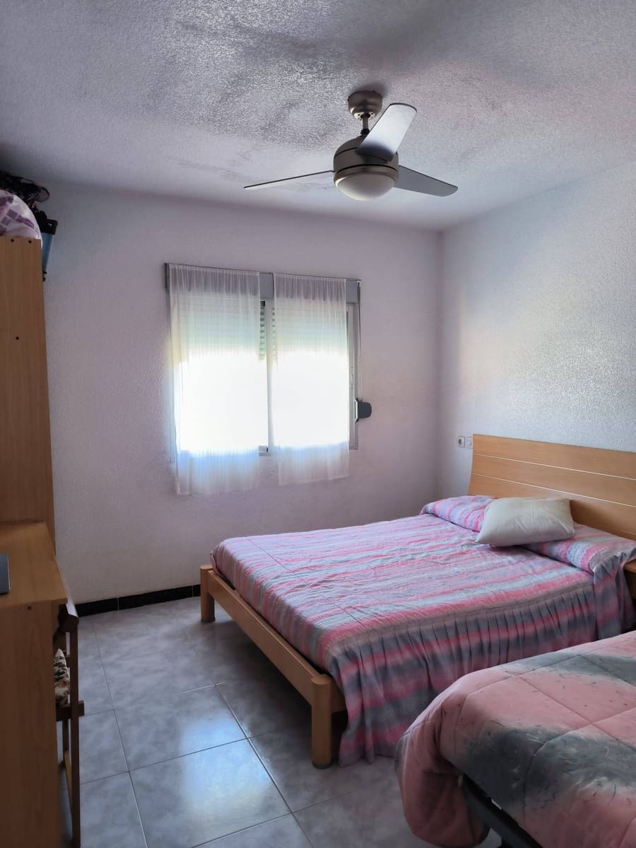 7 quarto Casa em Banda para venda em Orihuela Costa com piscina - 521 000 € (Ref: 9559202)