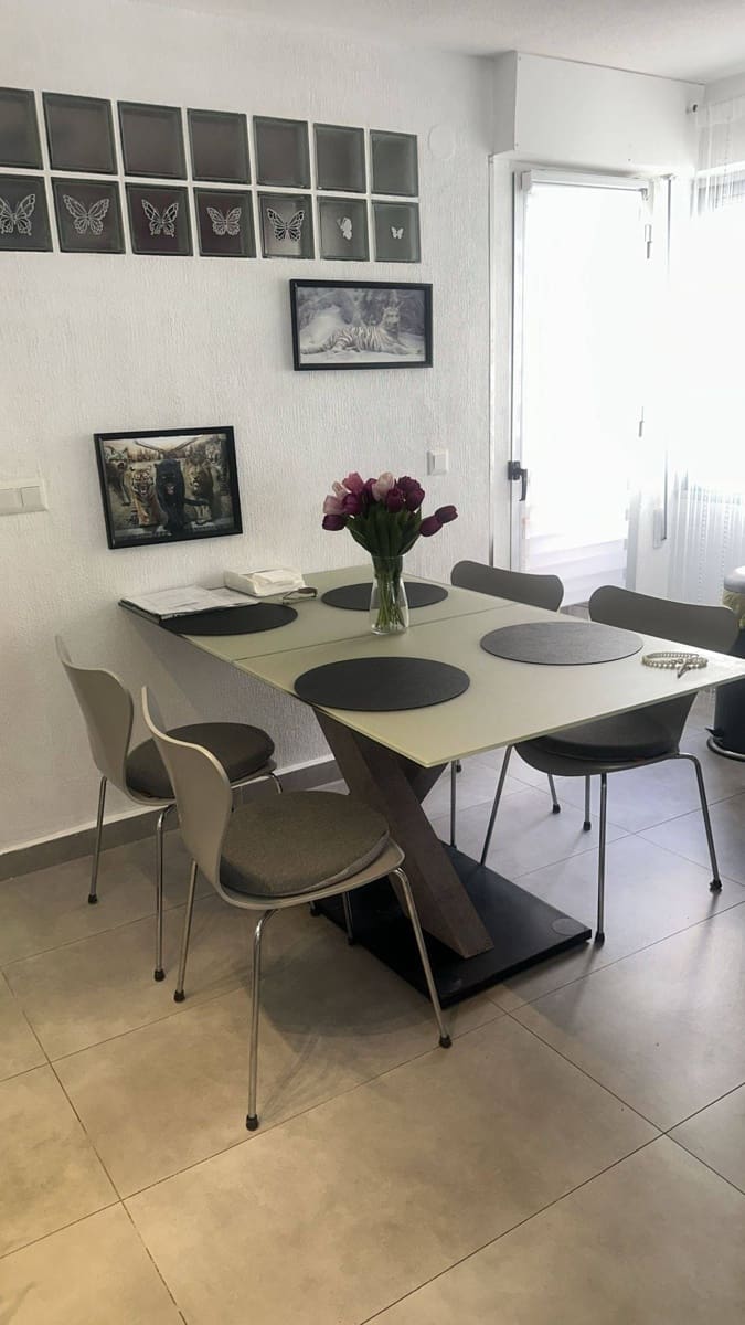 Ático de 3 habitaciones en Torrevieja en venta - 271.000 € (Ref: 9559223)