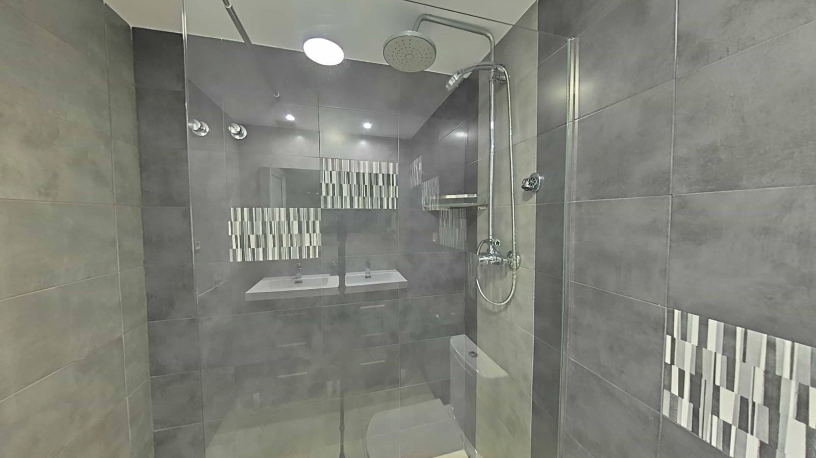 Apartamento de 2 habitaciones en Los Cuarteros en venta con piscina garaje - 154.900 € (Ref: 9559229)