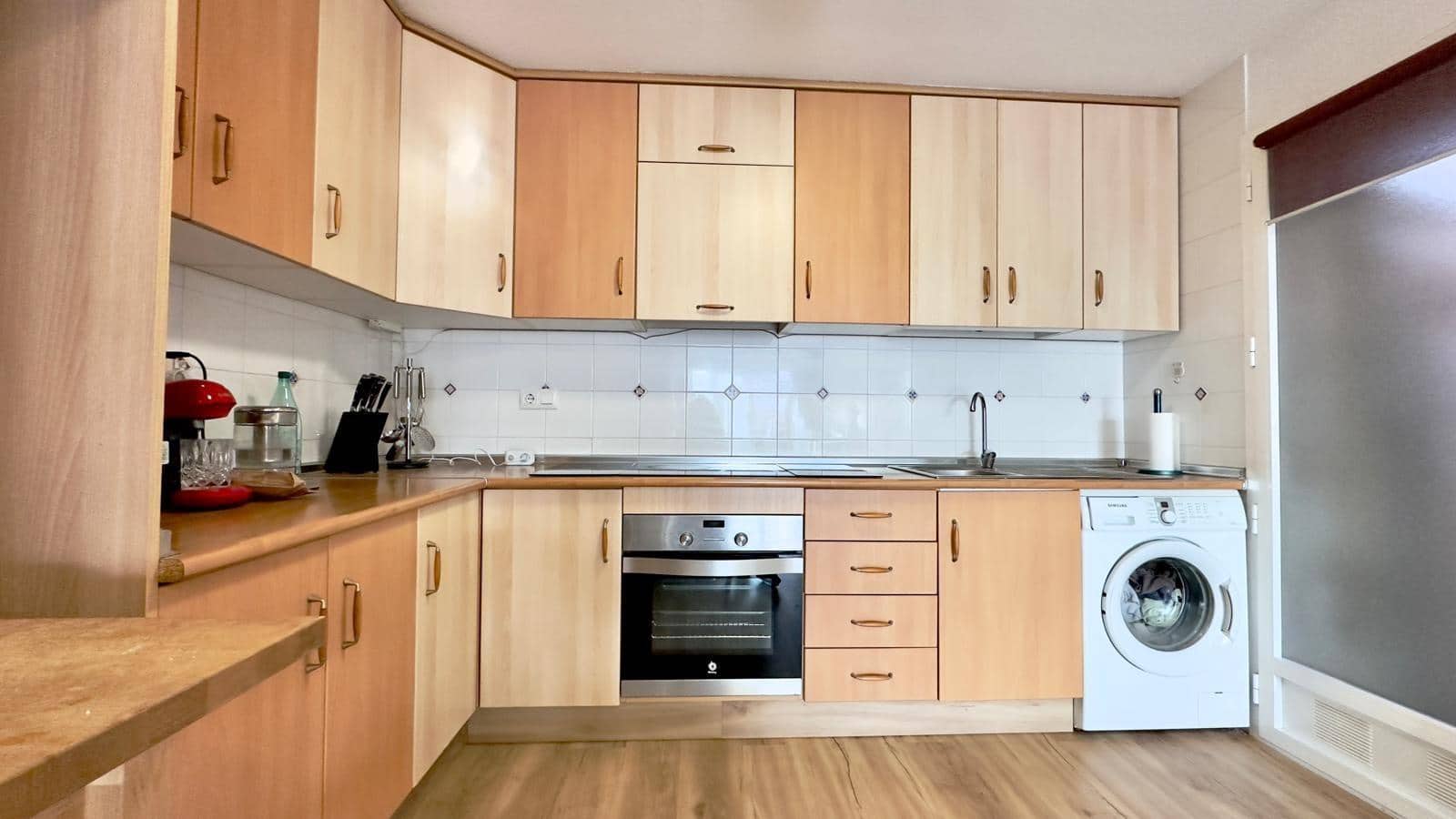 Bungalow de 2 habitaciones en Torrevieja en venta con piscina - 199.900 € (Ref: 9559234)