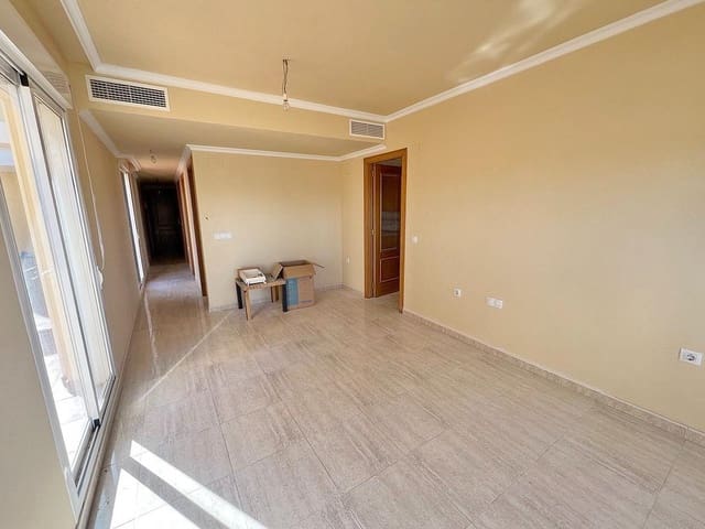 2 camera da letto Attico in vendita in Puerto Deportivo, Guardamar del Segura con garage - 225.000 € (Rif: 9559236)