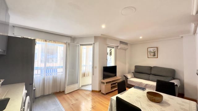 2 quarto Apartamento para venda em Centro - Muelle Pesquero, Torrevieja - 149 900 € (Ref: 9559247)