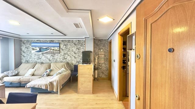 4 makuuhuone Huoneisto myytävänä paikassa Centro - Muelle Pesquero, Torrevieja - 259 900 € (Ref: 9559248)