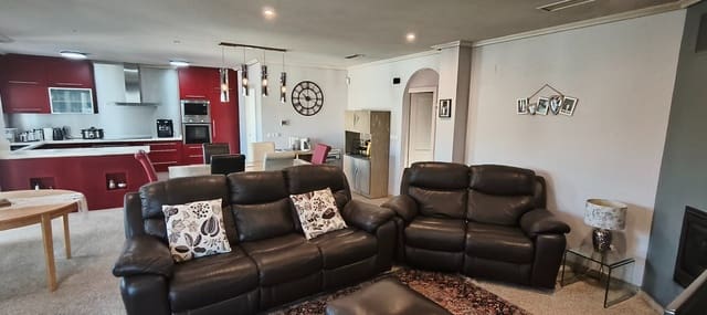 Chalet de 3 habitaciones en La Romana en venta con piscina - 299.000 € (Ref: 9559260)