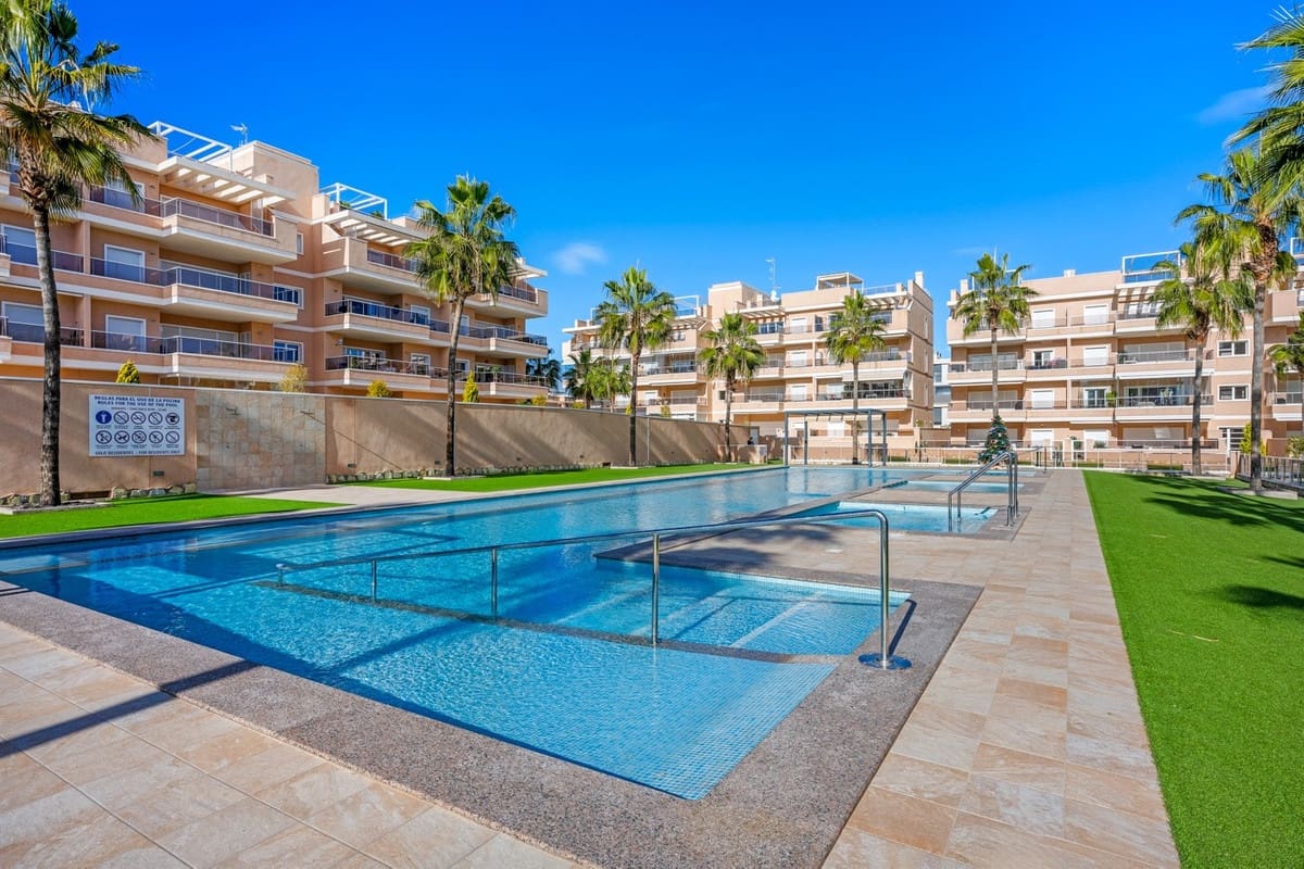 3 bedroom Apartment for sale in Orihuela with pool garage - € 329,900 (Ref: 9596541)