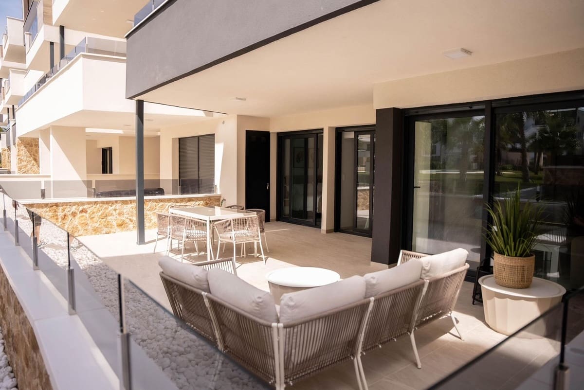 2 bedroom Apartment for sale in Orihuela - € 329,900 (Ref: 9596542)
