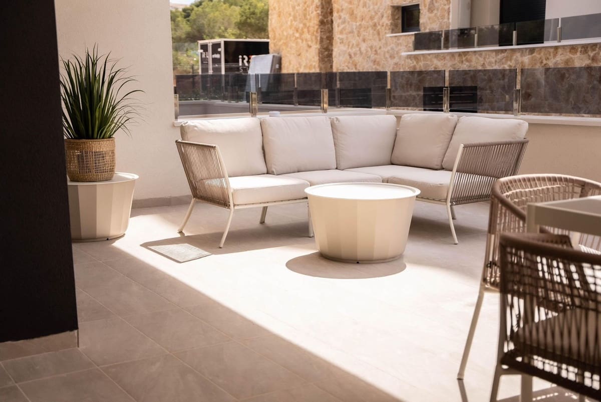 2 bedroom Apartment for sale in Orihuela - € 329,900 (Ref: 9596542)