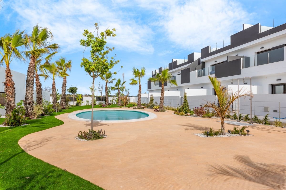 3 chambre Appartement à vendre à Orihuela avec piscine garage - 349 000 € (Ref: 9596543)