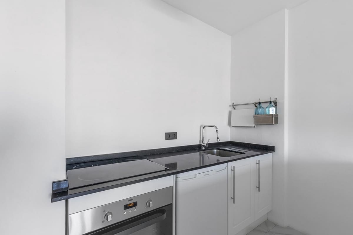 1 bedroom Apartment for sale in Torrevieja - € 179,500 (Ref: 9596544)