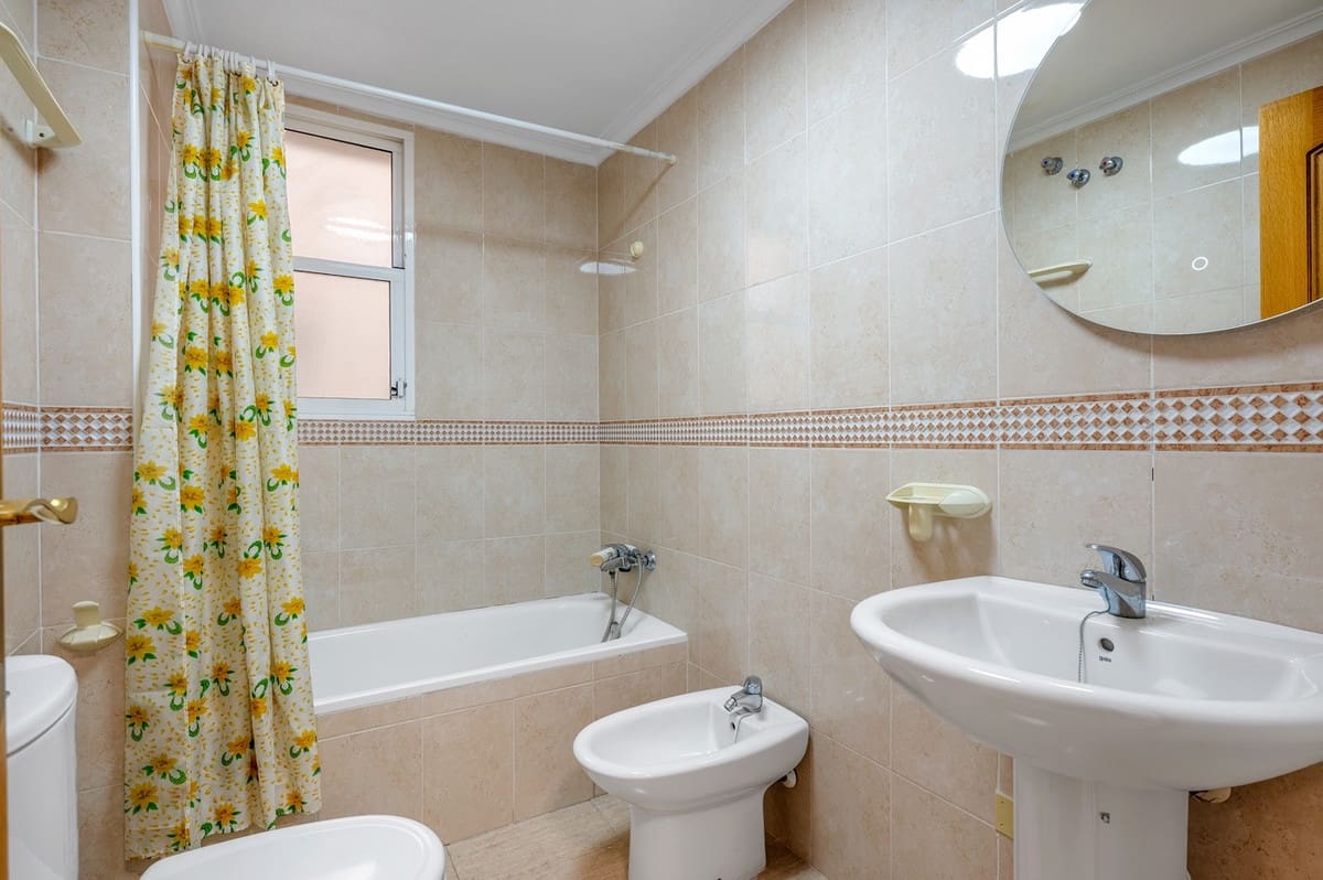 2 chambre Appartement à vendre à Torrevieja - 149 000 € (Ref: 9596548)