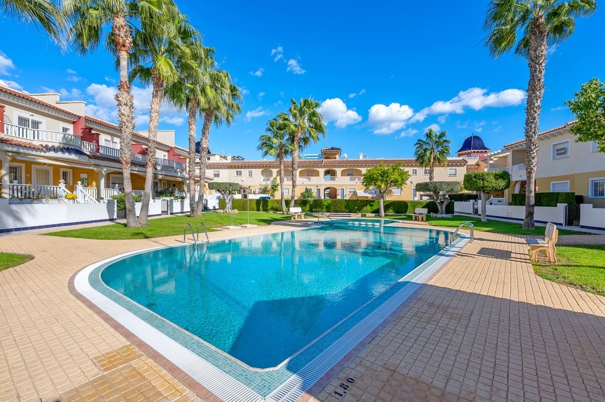 2 soveværelse Lejlighed til salg i Rojales med swimmingpool - € 159.000 (Ref: 9596549)