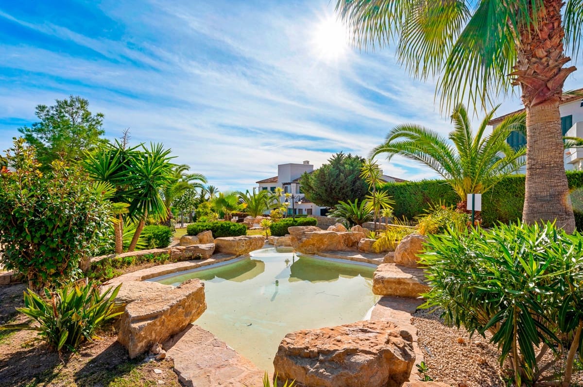 1 makuuhuone Huoneisto myytävänä paikassa Finestrat mukana uima-altaan 
autotalli - 320 000 € (Ref: 9596550)