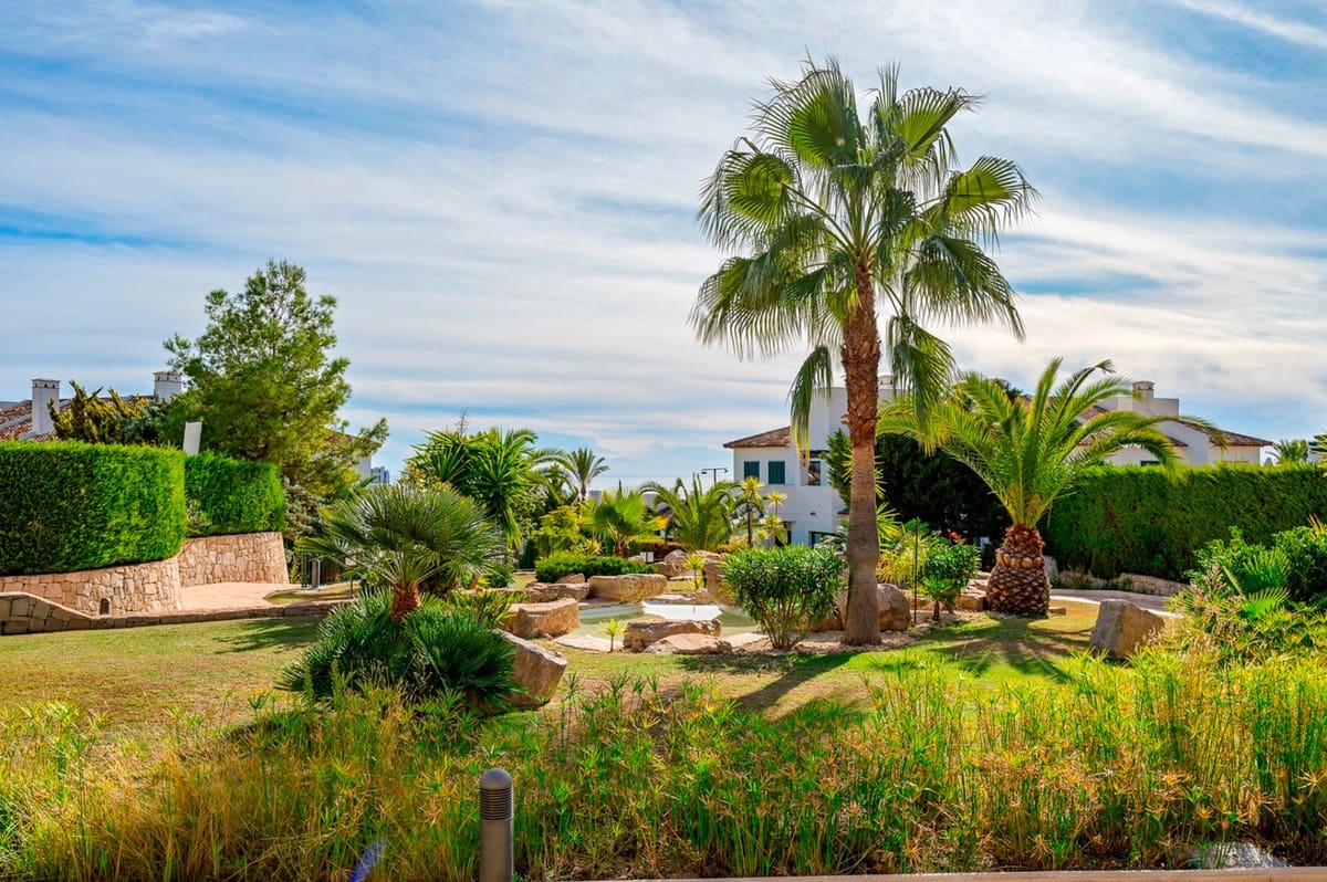 1 makuuhuone Huoneisto myytävänä paikassa Finestrat mukana uima-altaan 
autotalli - 320 000 € (Ref: 9596550)