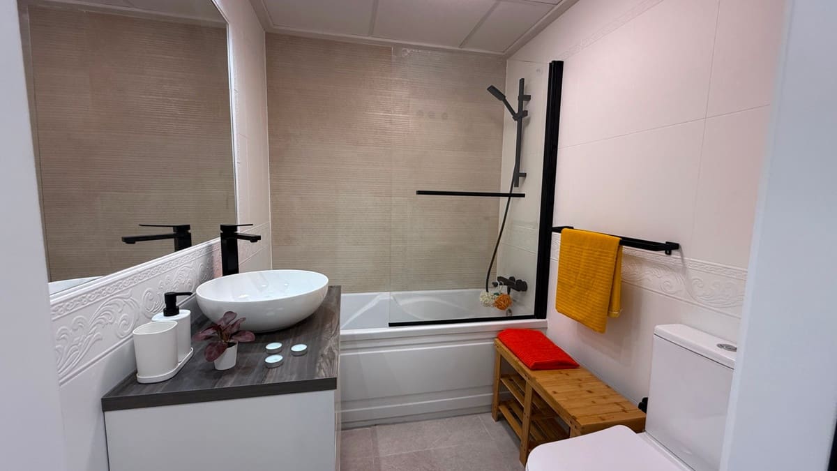 2 bedroom Townhouse for sale in Orihuela - € 205,900 (Ref: 9596554)