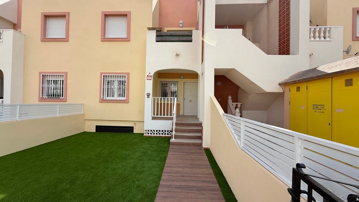 2 bedroom Townhouse for sale in Orihuela - € 205,900 (Ref: 9596554)