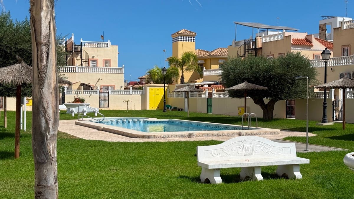 2 bedroom Townhouse for sale in Orihuela - € 205,900 (Ref: 9596554)