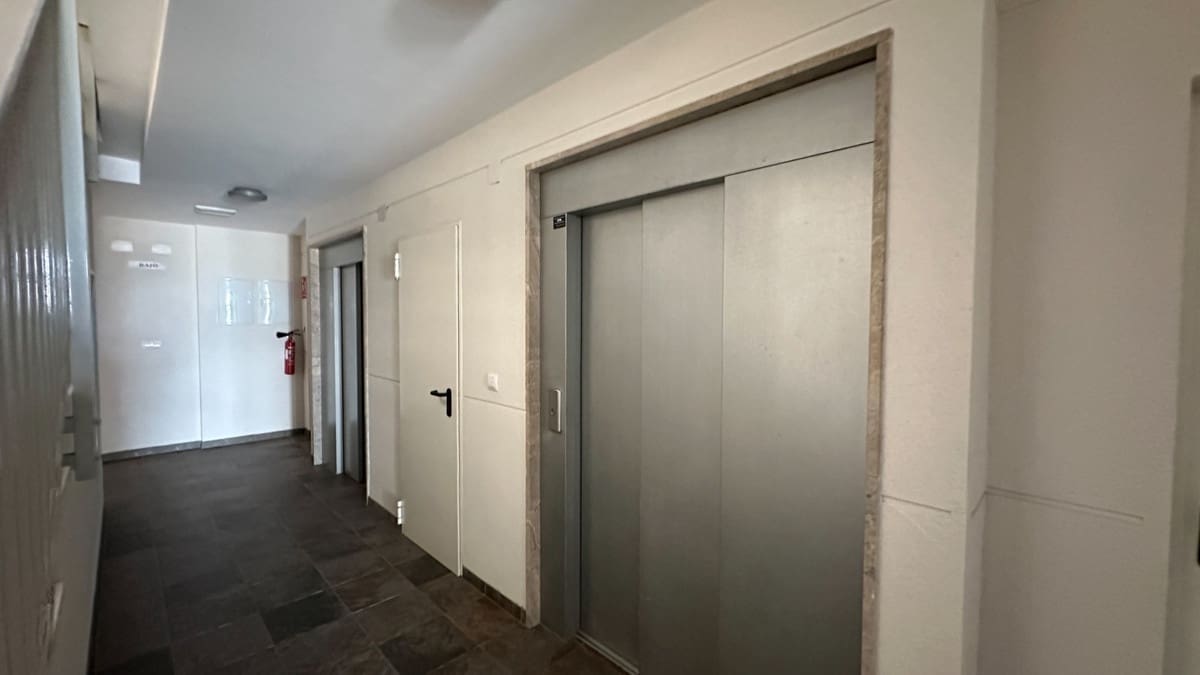2 slaapkamer Appartement te koop in Orihuela met zwembad - € 229.000 (Ref: 9596555)