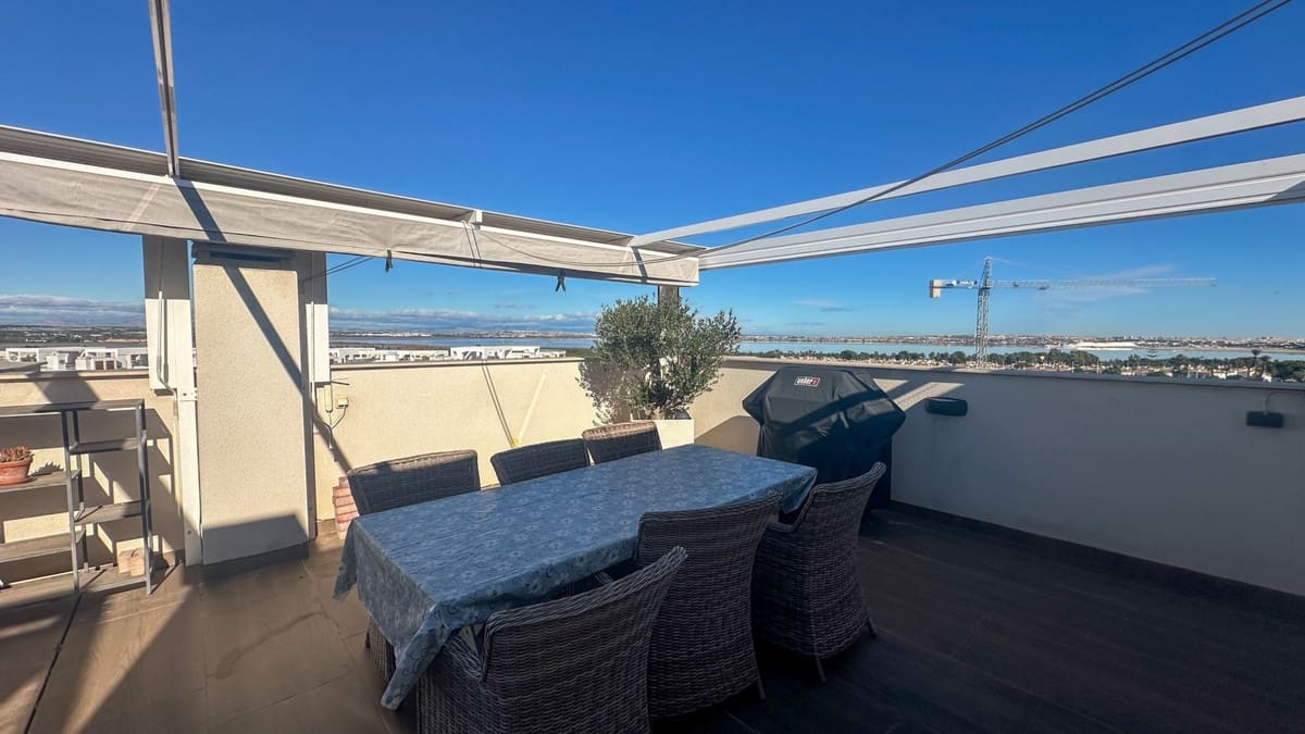 3 chambre Appartement à vendre à Torrevieja avec piscine garage - 329 000 € (Ref: 9596556)