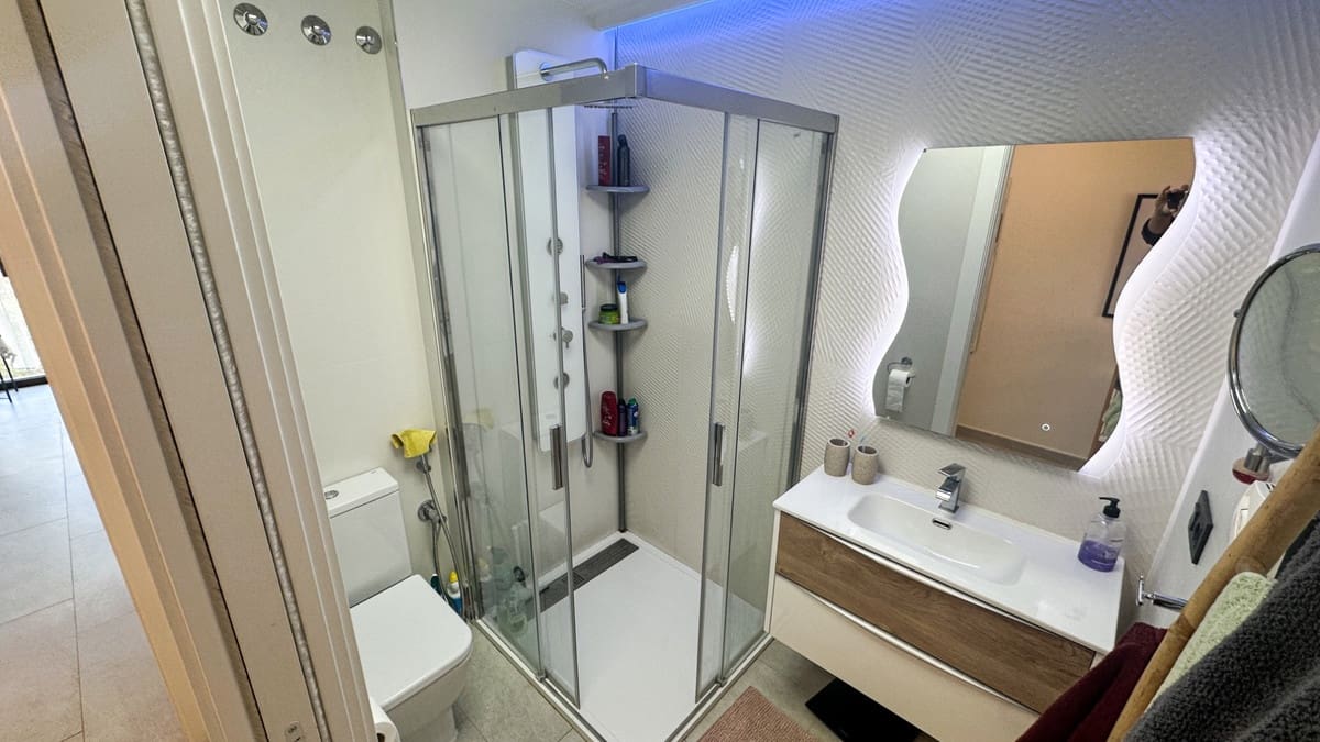 3 chambre Appartement à vendre à Torrevieja avec piscine garage - 329 000 € (Ref: 9596556)