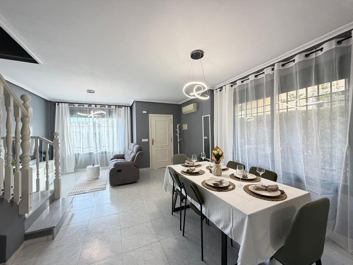 2 soveværelse Bungalow til salg i Orihuela - € 249.900 (Ref: 9596559)