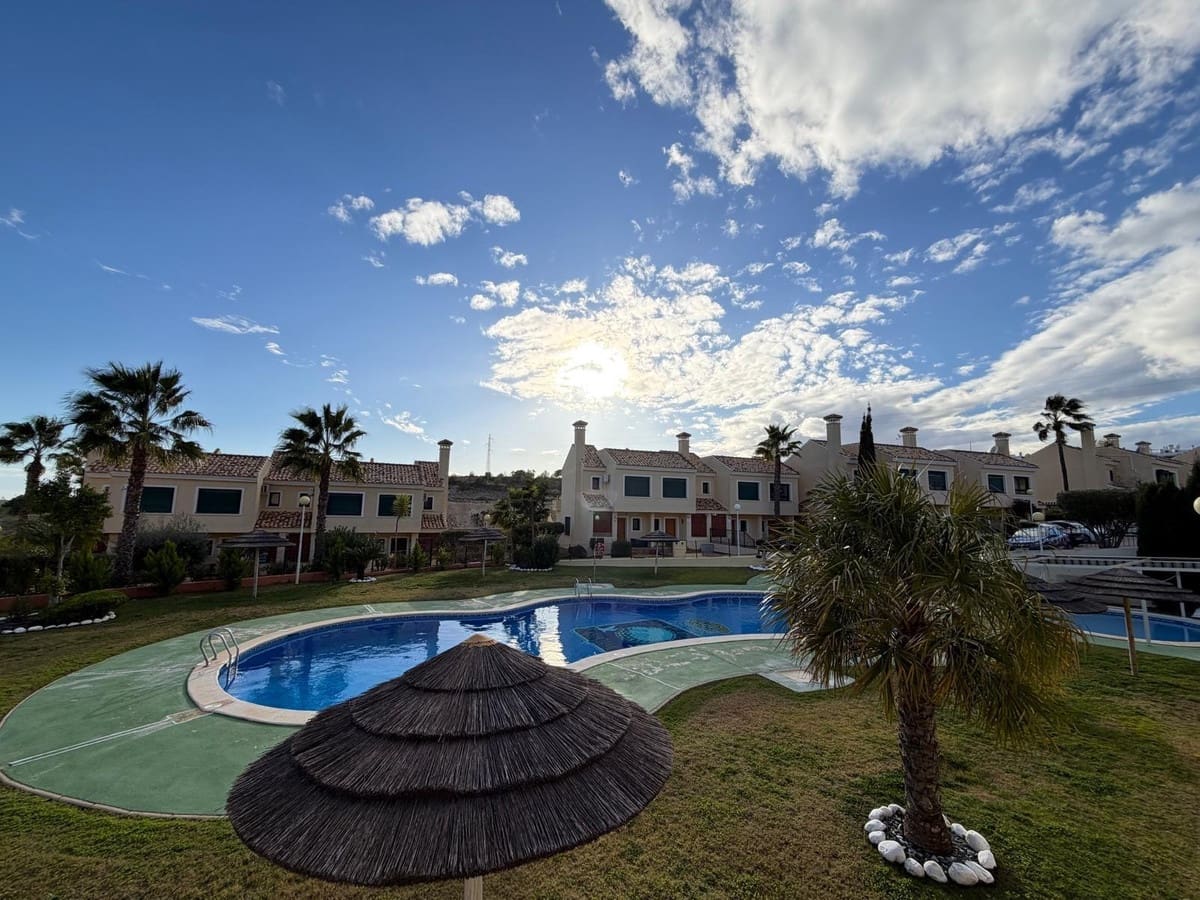 2 soveværelse Bungalow til salg i Orihuela - € 249.900 (Ref: 9596559)