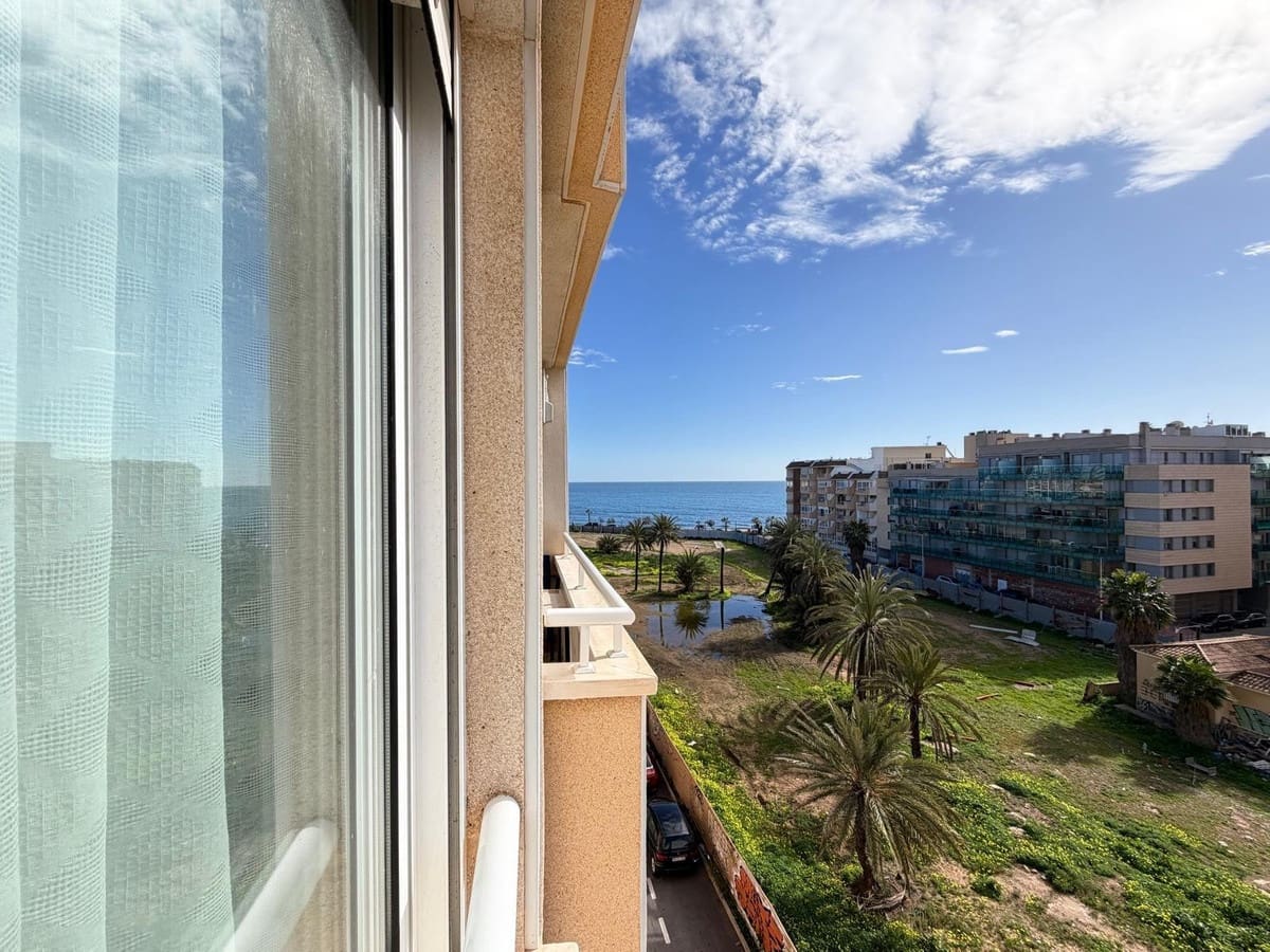2 makuuhuone Huoneisto myytävänä paikassa Torrevieja - 179 000 € (Ref: 9596560)