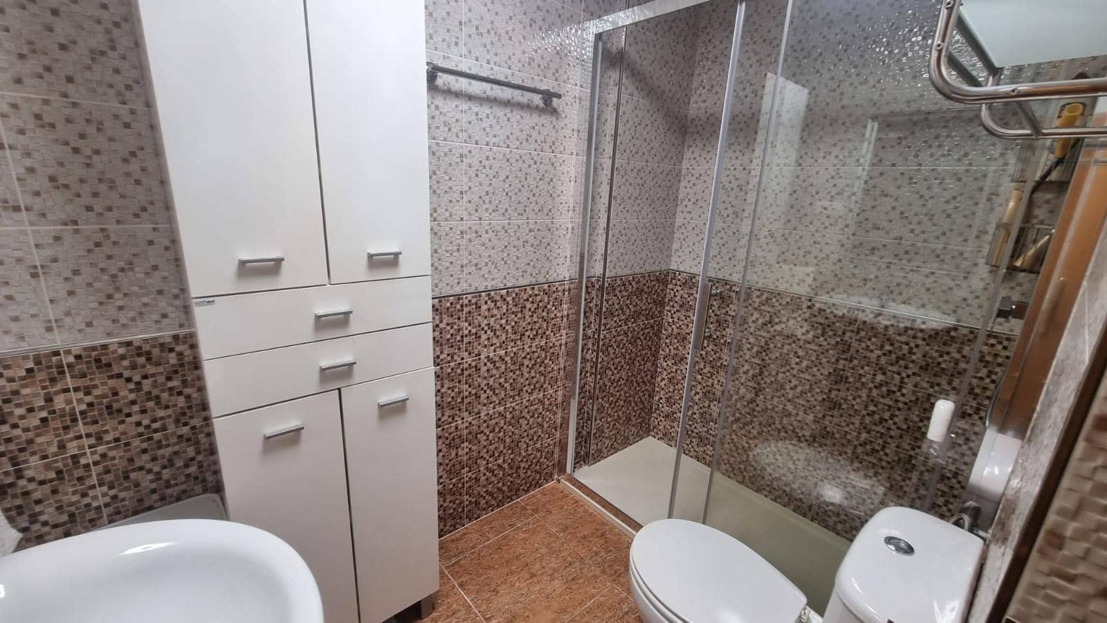 2 makuuhuone Kattohuoneisto myytävänä paikassa Torrevieja mukana uima-altaan - 160 000 € (Ref: 9601495)