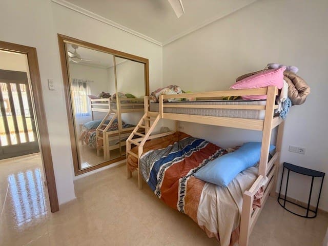 3 soverom Hus til salgs i San Miguel de Salinas med svømmebasseng garasje - € 230 000 (Ref: 9601497)